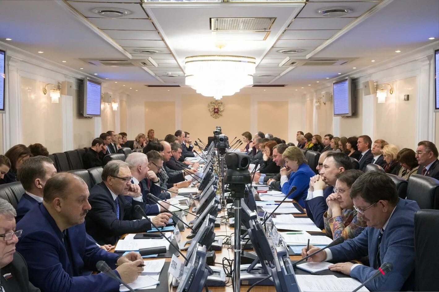 Парламентские слушания. Малый зал государственной думы. Парламентские слушания в государственной думе сегодня. Парламентские новости. Парламентские слушания в госдуме.