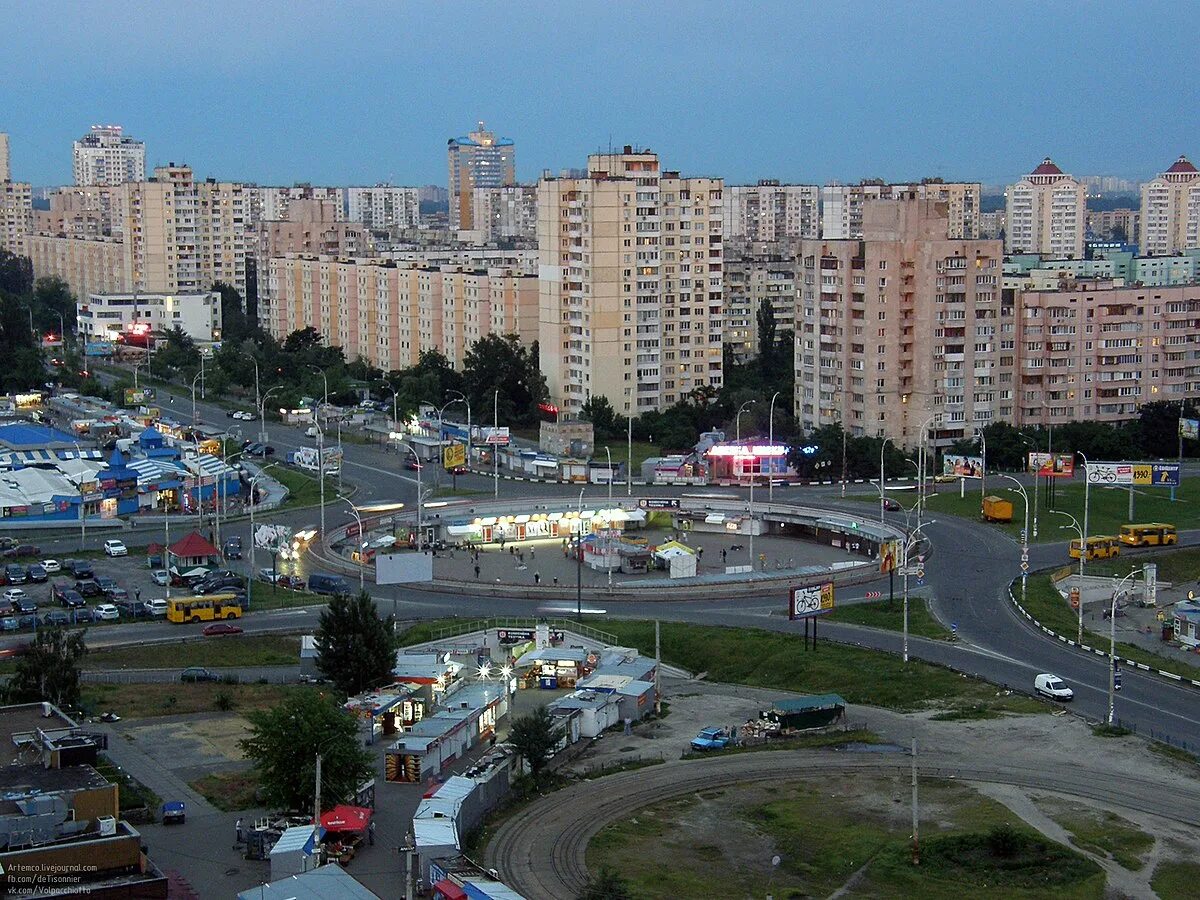 Киев улица героев Днепра. Киев Оболонь героев Днепра. Станция героев Днепра Киев. Станция метро героев Днепра Киев. Город на днепре 5