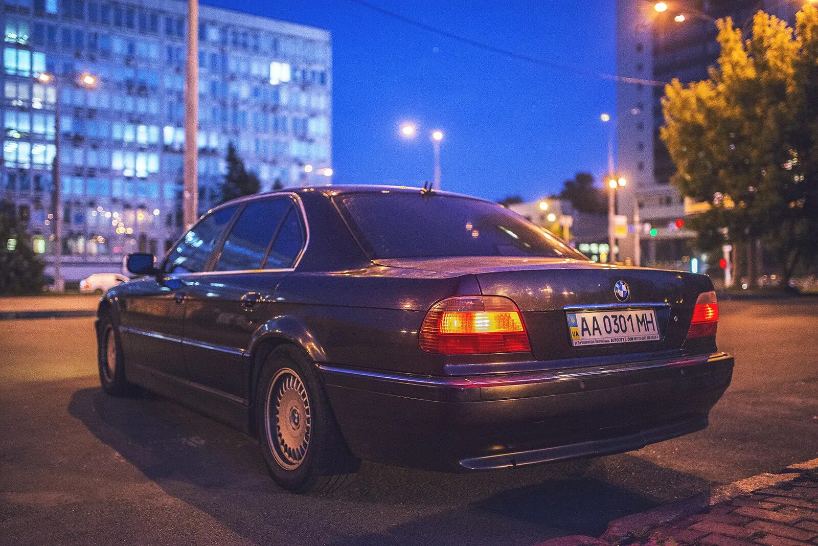 БМВ 7 е38. BMW 7 Series (e38). BMW 730 e38. BMW 7 e38 1994.