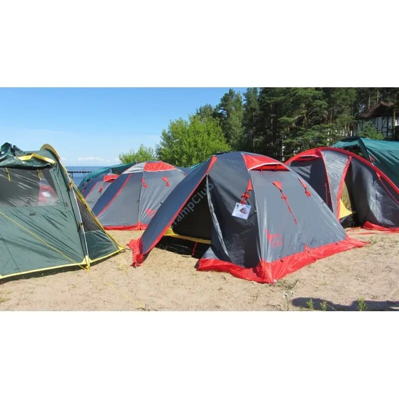 В школе есть трехместные туристические палатки какое
