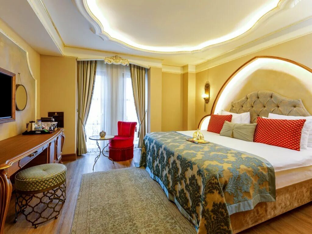 Сайт отелей стамбула. Отель романс Стамбул. Romance Butik отель Стамбул. Mest Hotel Istanbul Sirkeci Стамбул. Отель лур отель Стамбул Султанахмет.