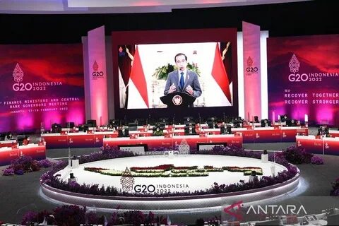 G 2022