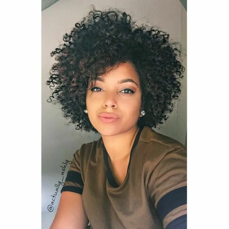 Undeniably Pretty Hairstyles For Curly Hair Curly hair styles, Bob hairstyles, L