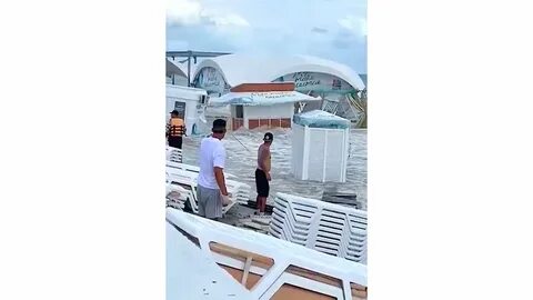 Когда закончится шторм на море в адлере