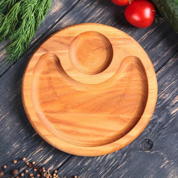 Деревянная посуда. Деревянная тарелка. Тарелки из дерева. Деревянная тарелочка.