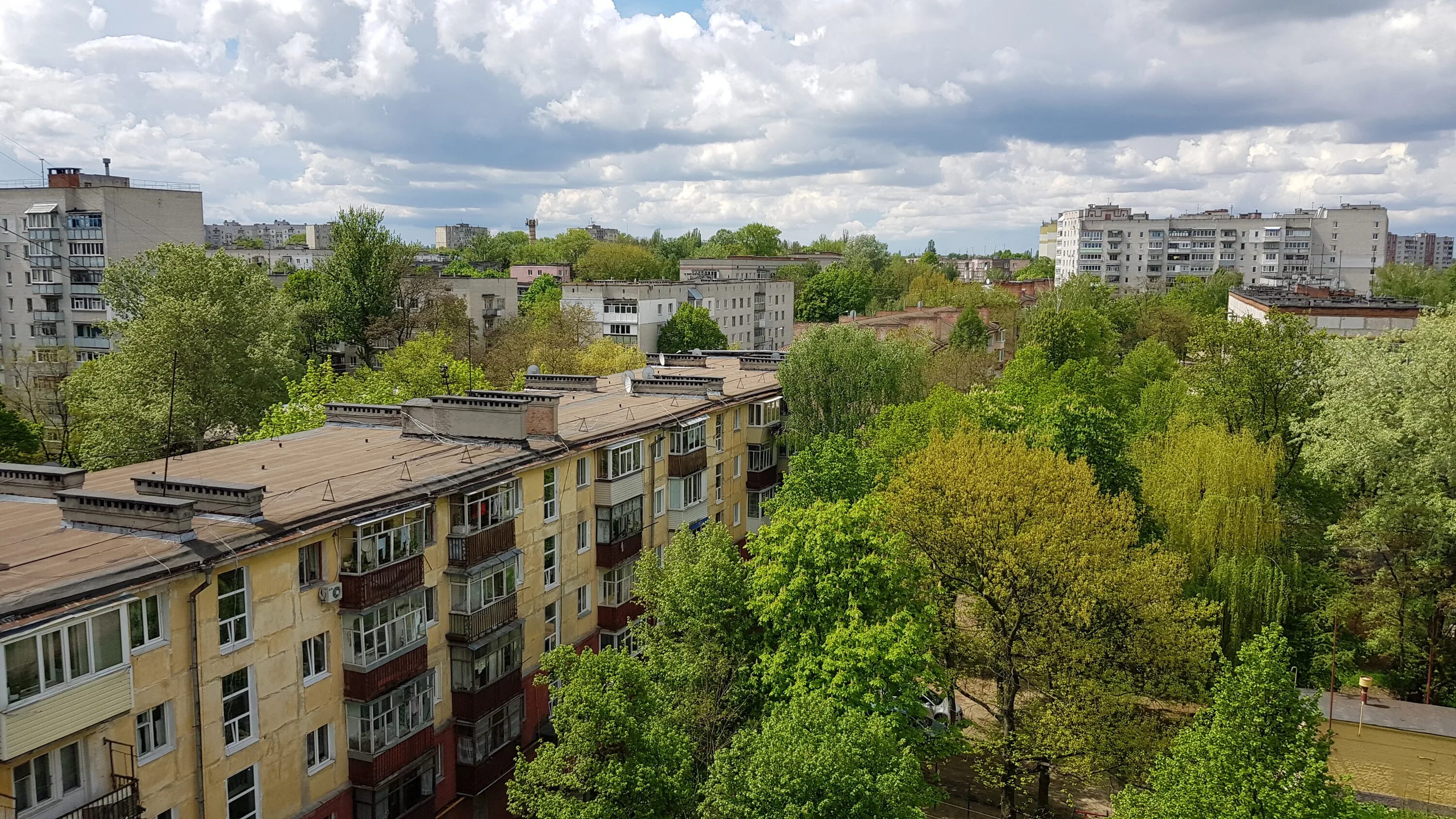 Чернигов 3. Славутич черниговский квартал. Чернигов улица о десняка. Ул. Улицы героев.