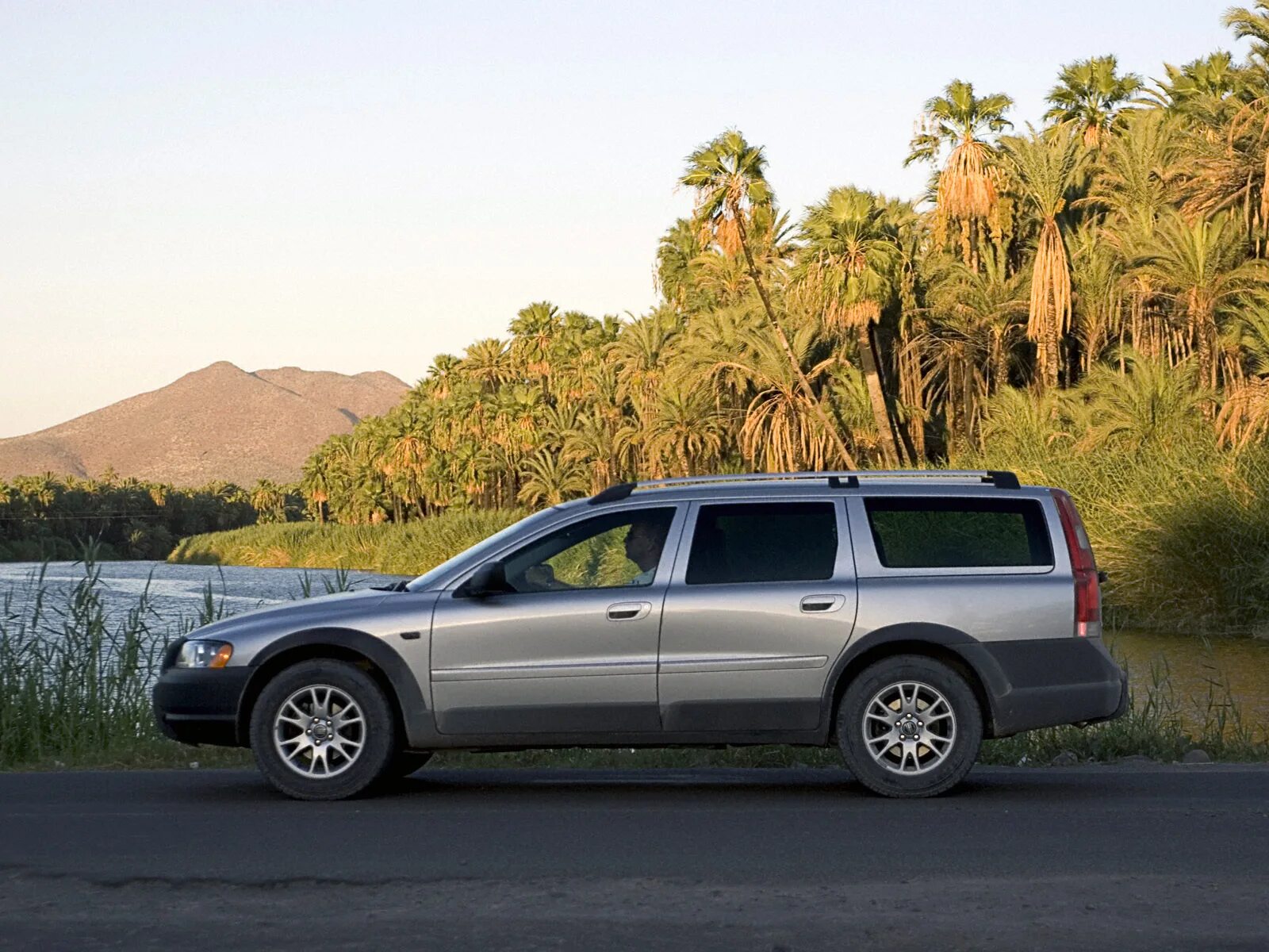 Volvo xc70 поколения. Volvo xc70 2005. Volvo xc70 2. Volvo xc70 i. Volvo xc70 1.