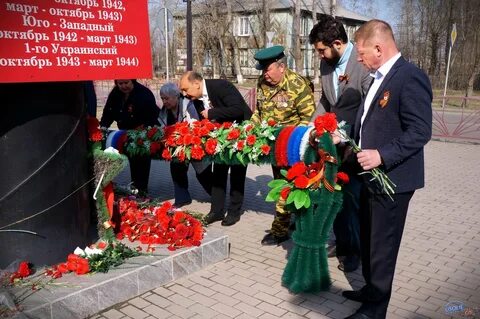 Гирлянда на памятник