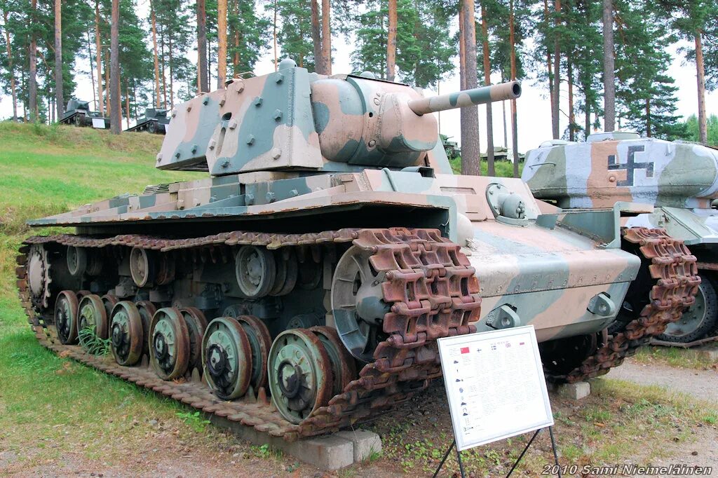 Кв 1 э. Финский кв 1. Кв-1 экранированный. Финский танк кв-1. Кв-1 экранированный Финляндия.