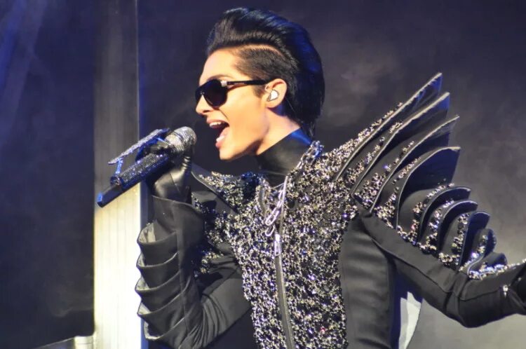 Красивые инопланетянки. Humanoid tokio hotel треки. Tokio hotel humanoid city. Tokio hotel 2010 humanoid city live. Tokio hotel live.