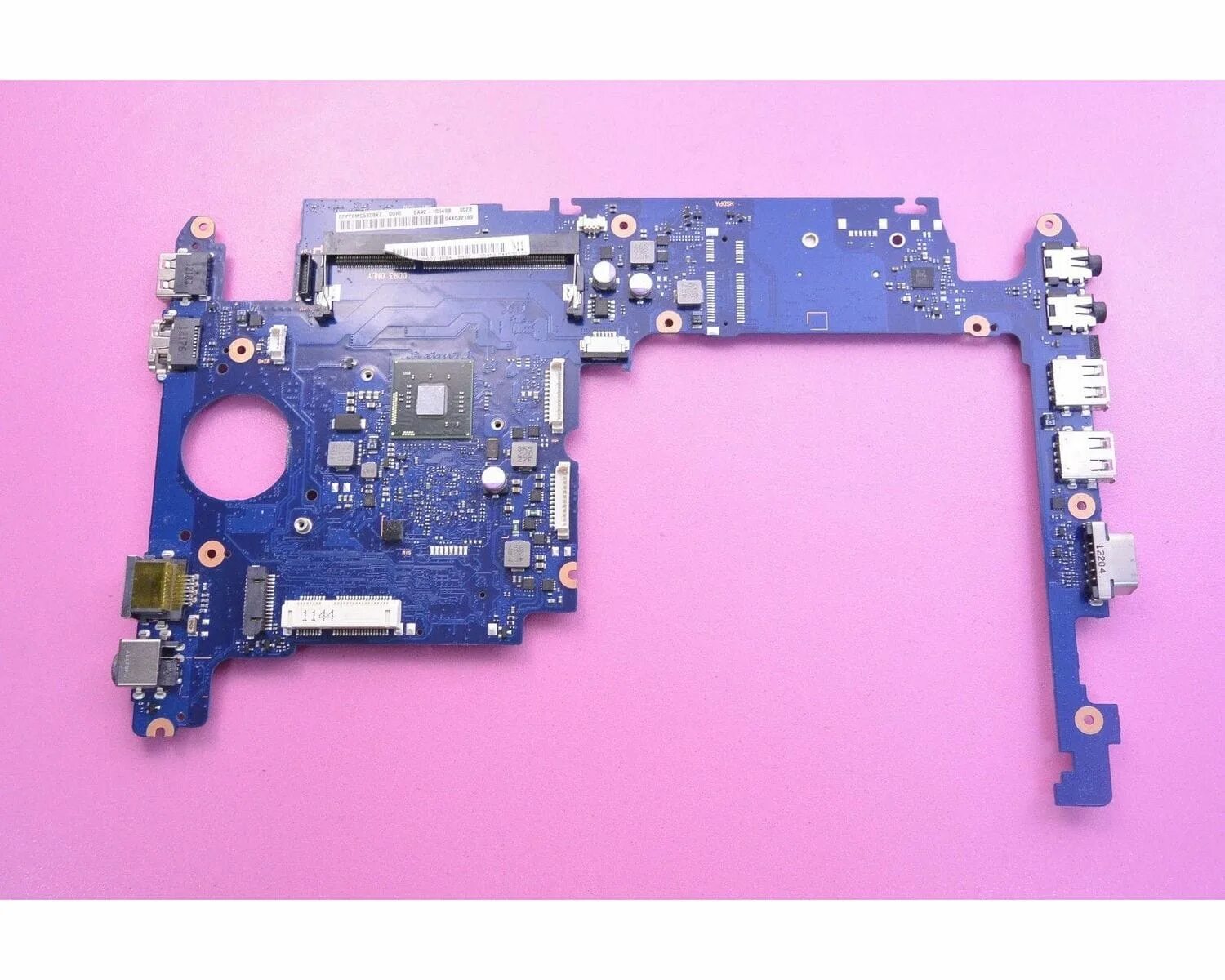 Материнская плата на ноутбук самсунг. Samsung np550. 6050a2493101. Материнская плата на ноутбук самсунг. Petronas-15 dc rev 1.