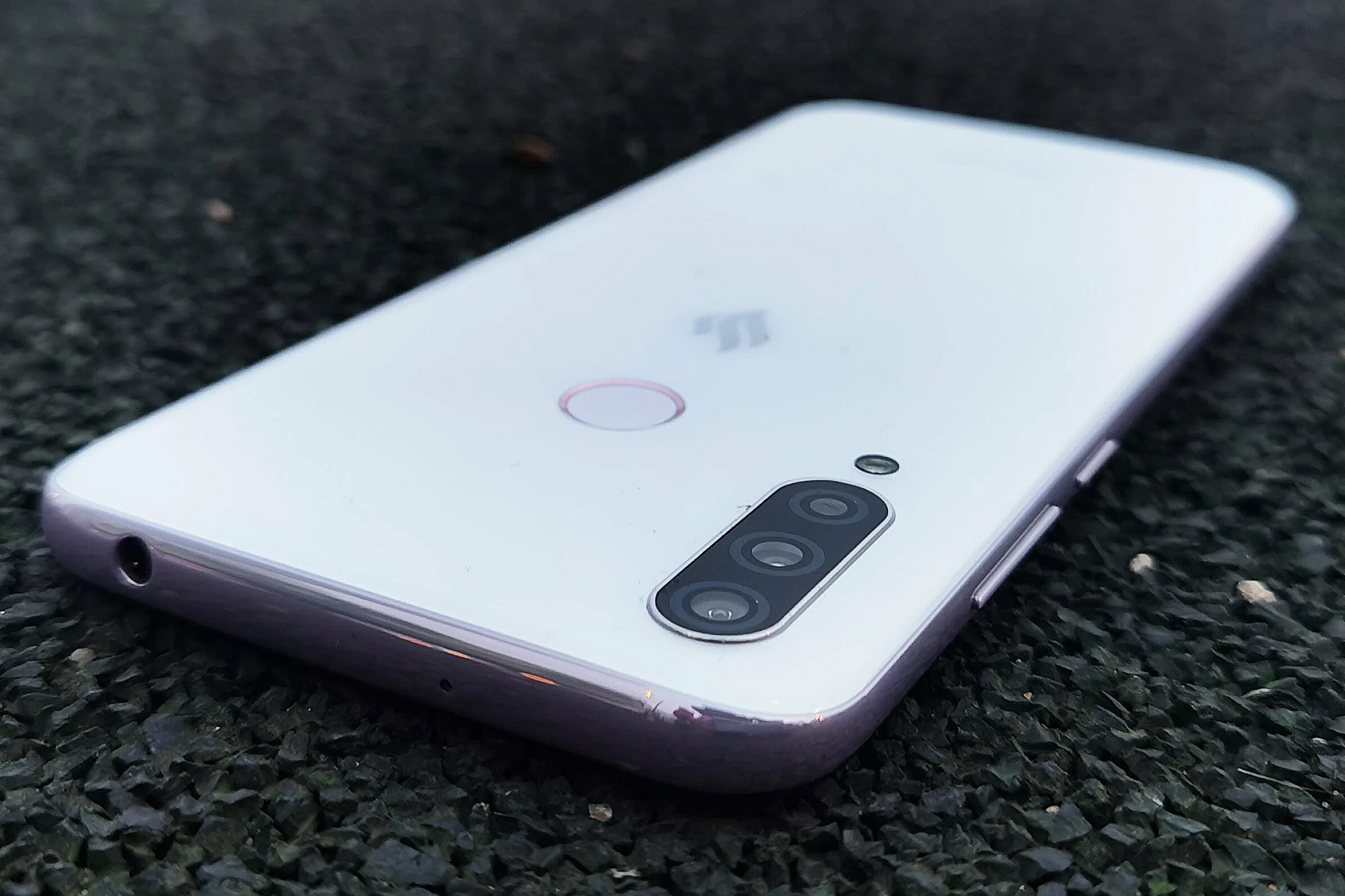 Vsmart joy 3 plus. Смартфон vsmart v430 joy 3+ violet 4+64gb фиолетовый fv430aevterus. Joy 3 plus. Joy 3 plus. Vsmart joy 3 64gb.