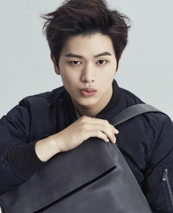 Yook Sung Jae. Сондже BTOB. Юк сон-Джэ певец.