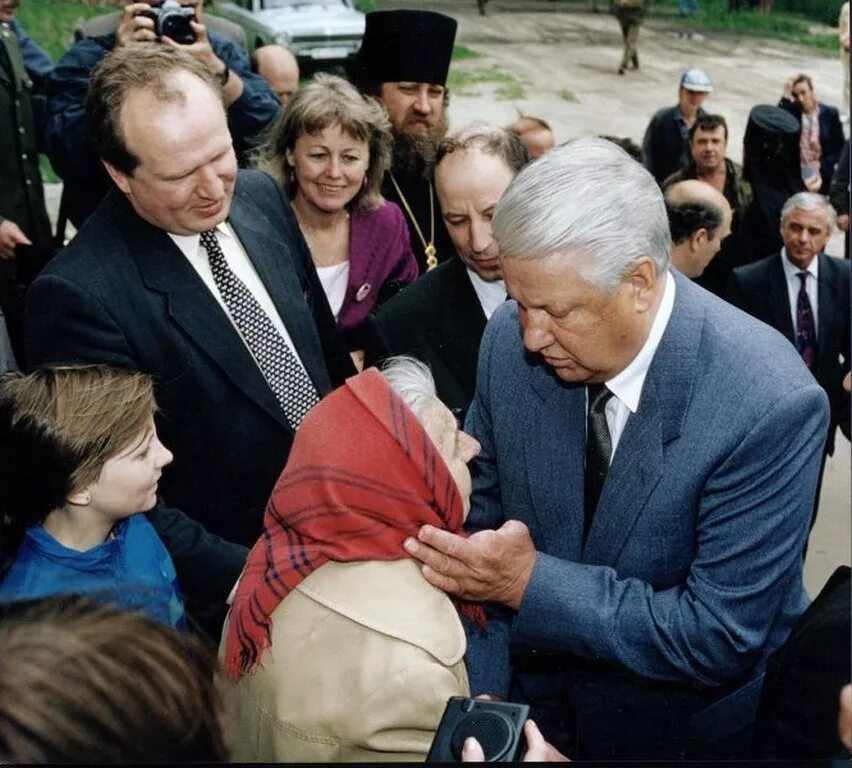 Ельцин 1994. Победа Ельцина 1996. Россия в период ельцина