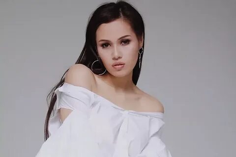 Lizwi певица биография