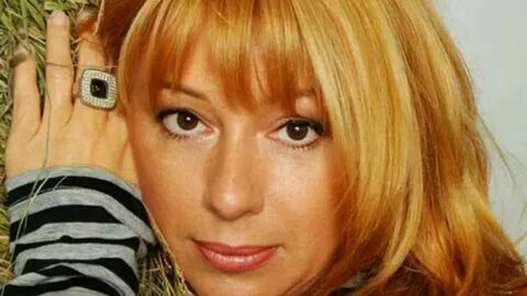 Кто победил бузова или апина