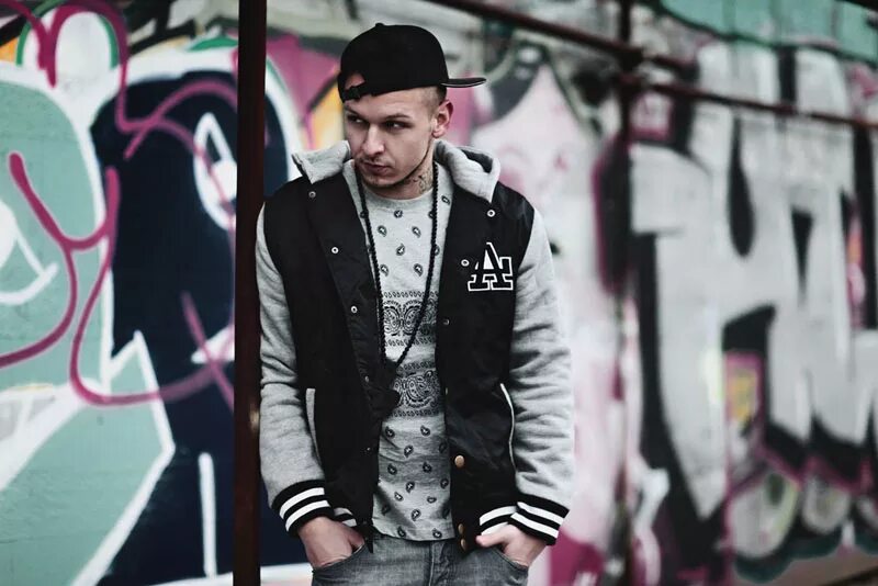 стим песни слушать. St1m российский актёр. рэпер ст1м. St1m российский актёр. St1m рэпер.