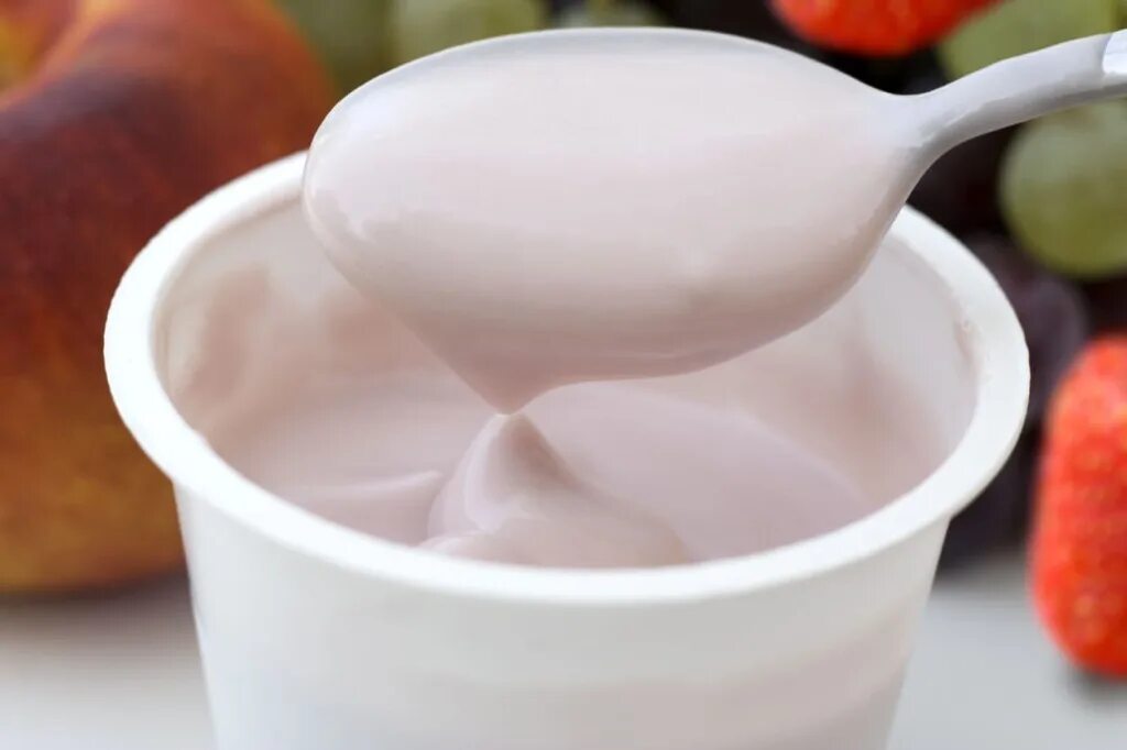 Фото йогурта. Йогурт. Ароматизированный йогурт. Йогурт картинка. Итальянский йогурт.