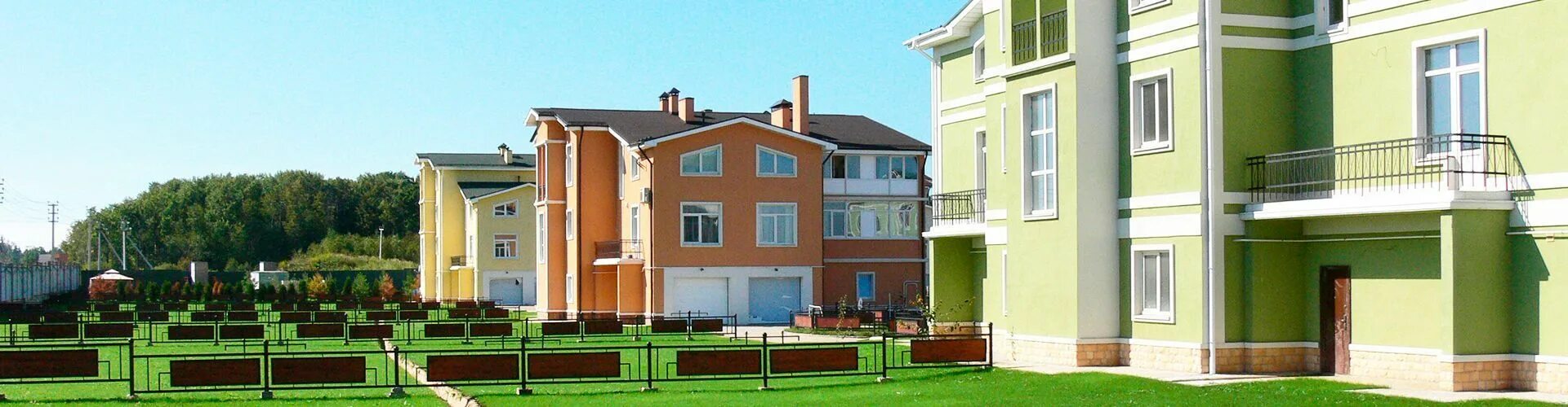 Элитный посёлок «монтевиль». Коттеджный посёлок охтинский. Воронеж сосновая 23ж. Жк сказка павловская слобода. Архангельская ривьера коттеджный поселок.