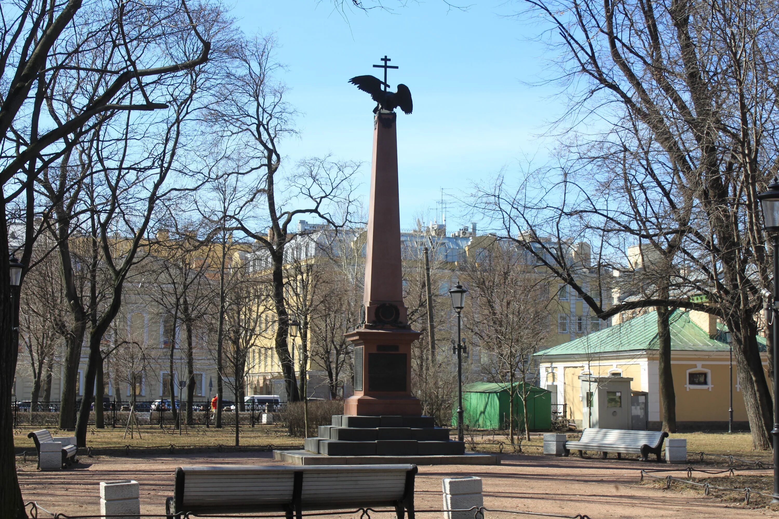 Обелиск солнца. Цусимский обелиск в санкт-петербурге. цусимский обелиск. памятник герою. санкт петербург памятник солнце.