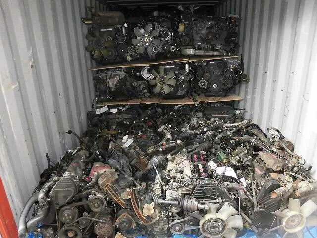 авторазборка 30. авторазборка 30. авторазбор. авторазборка в ростове-на-дону. склад двигателей nissan.