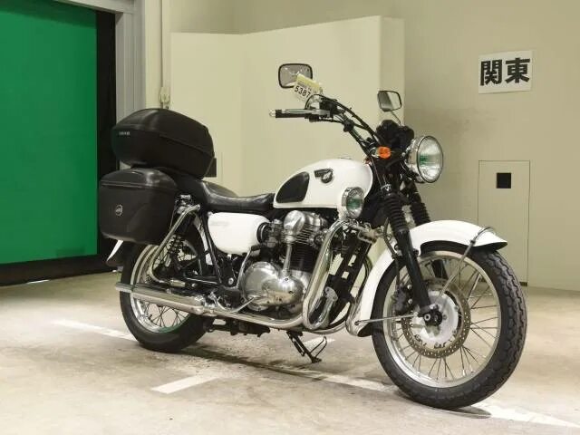 650 см3. Кавасаки w650. Kawasaki w650 2008. Кавасаки w650 с кофрами. Кавасаки w 650 Custom.