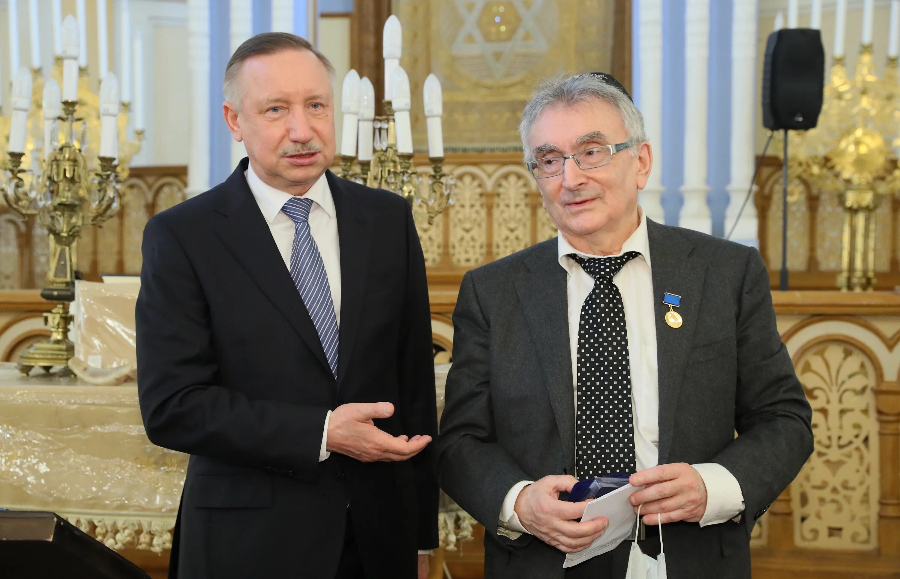 Сообщества санкт петербурга. Евреи Петербурга. Еврейская диаспора СПБ. Груберг председатель Еврейской общины в Питере. Религиозная община Санкт Петербурга.