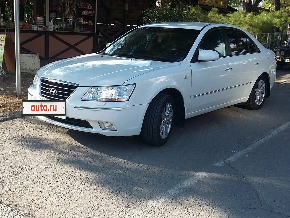 Купить хендай санта 2008. Hyundai Sonata v (NF) 2008. Хендай Соната nf2008 белая. Hyundai Sonata 2008 White. Хендай Соната 2008 белая.