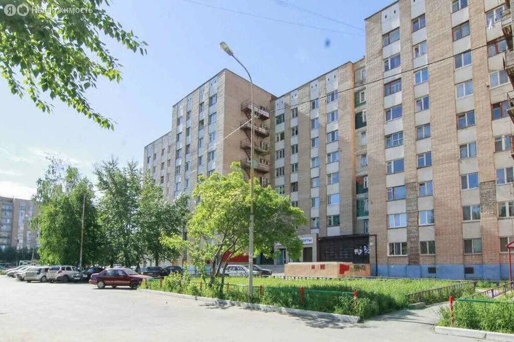 Пожар многоэтажки. Республики 216 тюмень. Республики, 216. Тюмень улица республики 216. Тюмень улица республики 216.