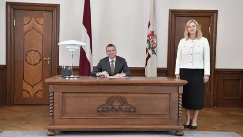 Эвика силиней