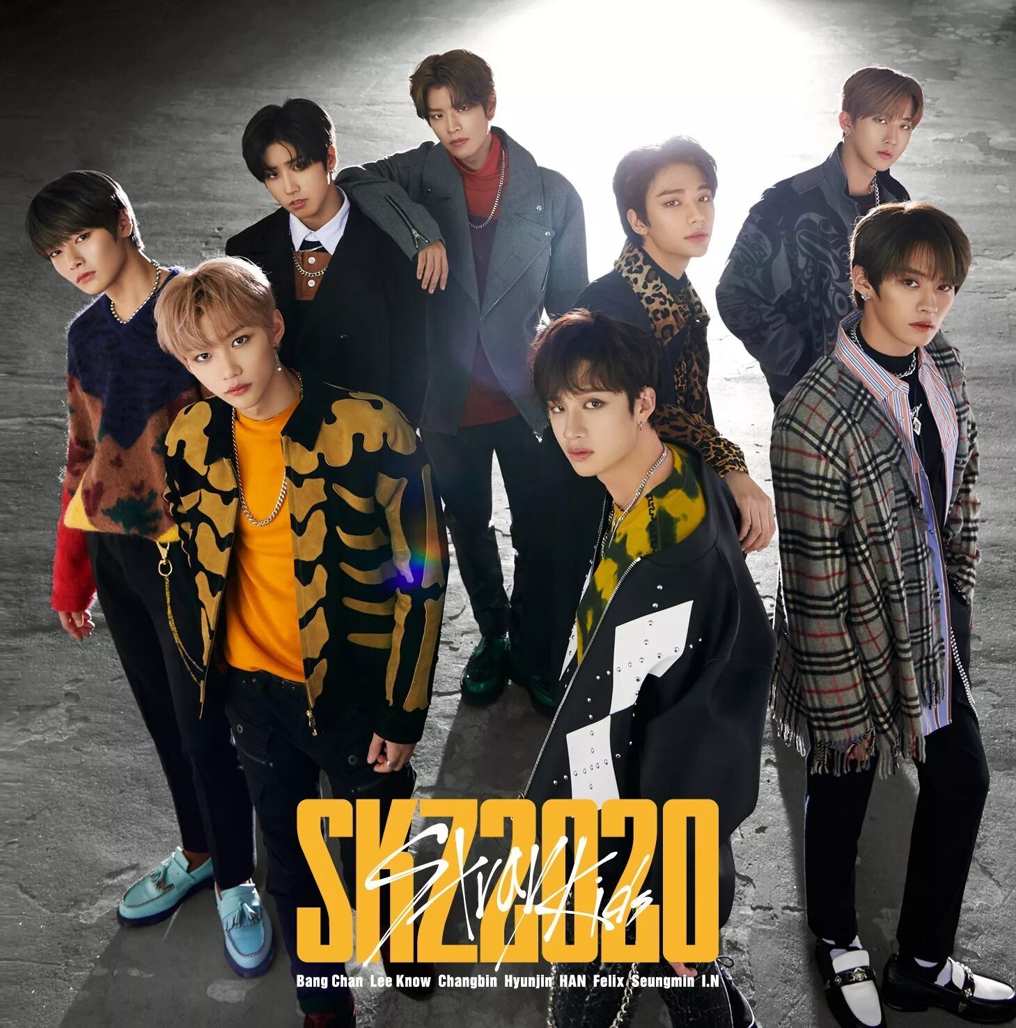 Stray kids boom. Группа stray kids. корейская группа stray kids. stray kids skz2025. stray kids в японии.