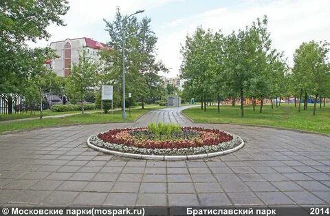 М парковая