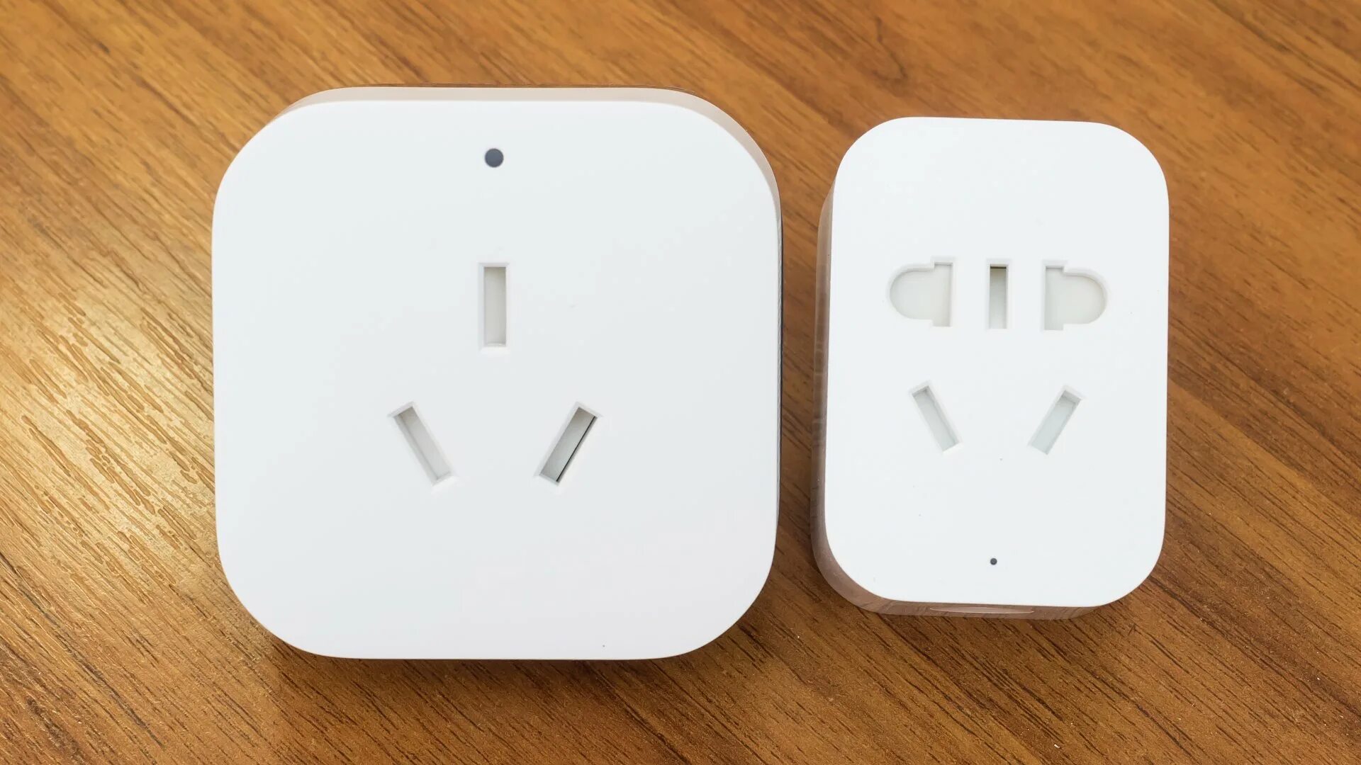 Aqara шлюз. Aqara Smart Plug. Aqara розетка 220 вилка. - Розетка для кондиционера Aqara Smart. Розетки в стиле выключателей Aqara.