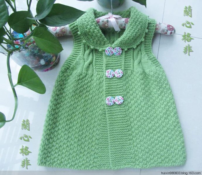 Платье для грейси спицами. Сарафан для девочки спицами. Сарафан для девочки видео. Вязаные детские сарафаны. Платье для грейси на 2 годика.