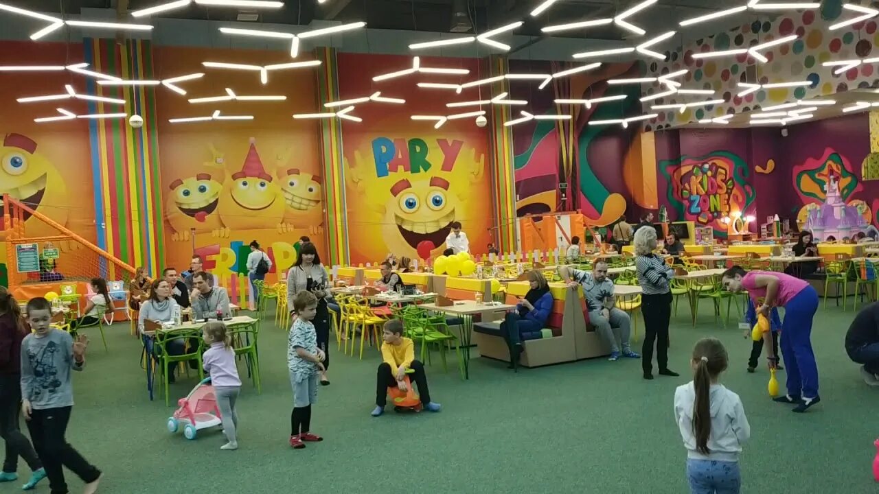 Музей смайл парк. Smile park спб. Развлекательный «smile park». Парк улыбок санкт петербург. Галерея спб развлечения для детей.