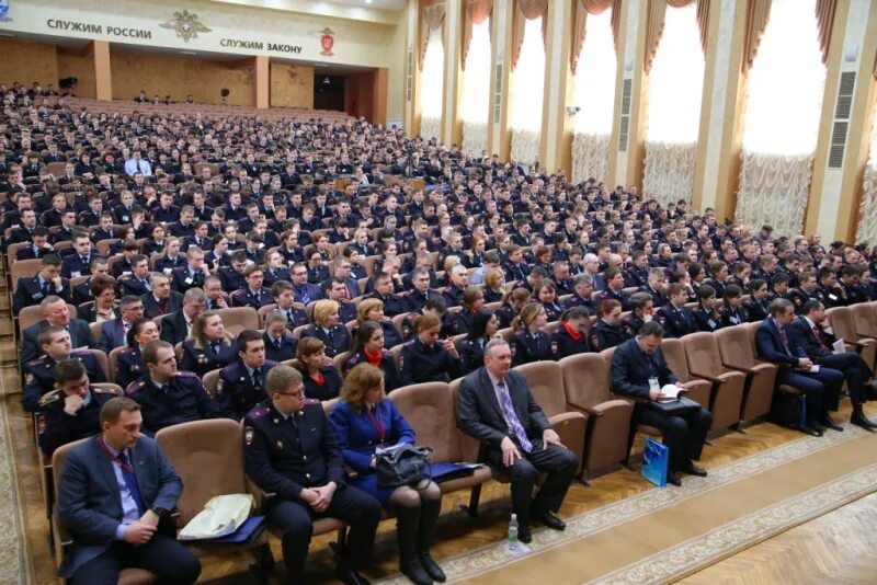 В ходе международной конференции. Нижегородская академия мвд конференции фото. ведомства академии совет.