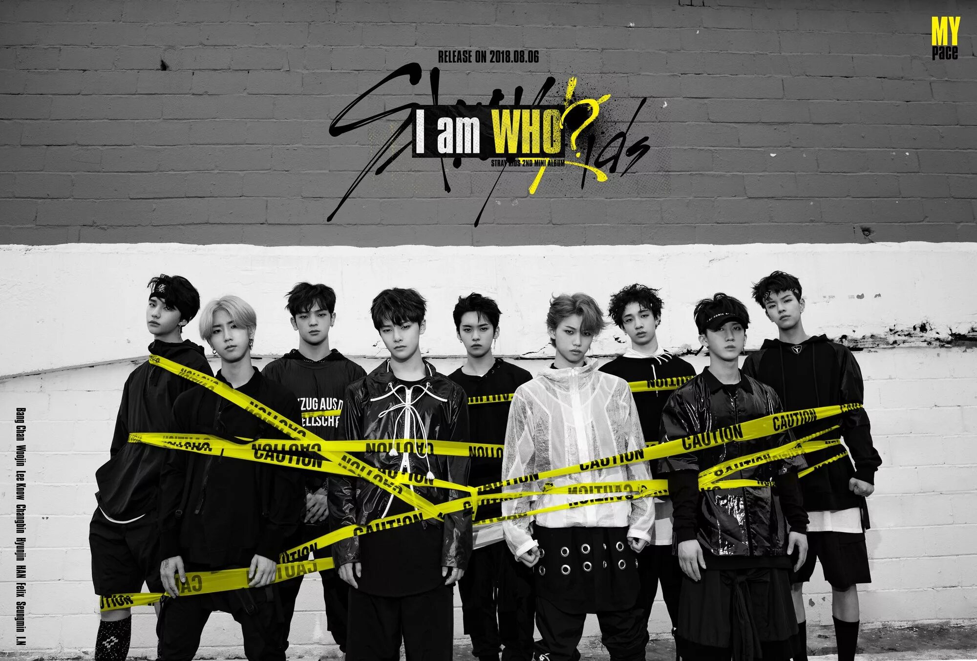 Группа stray kids дебют. Группа Stray Kids. Группа Stray Kids плакаты. Stray Kids группа Постер. Альбом who Stray Kids.