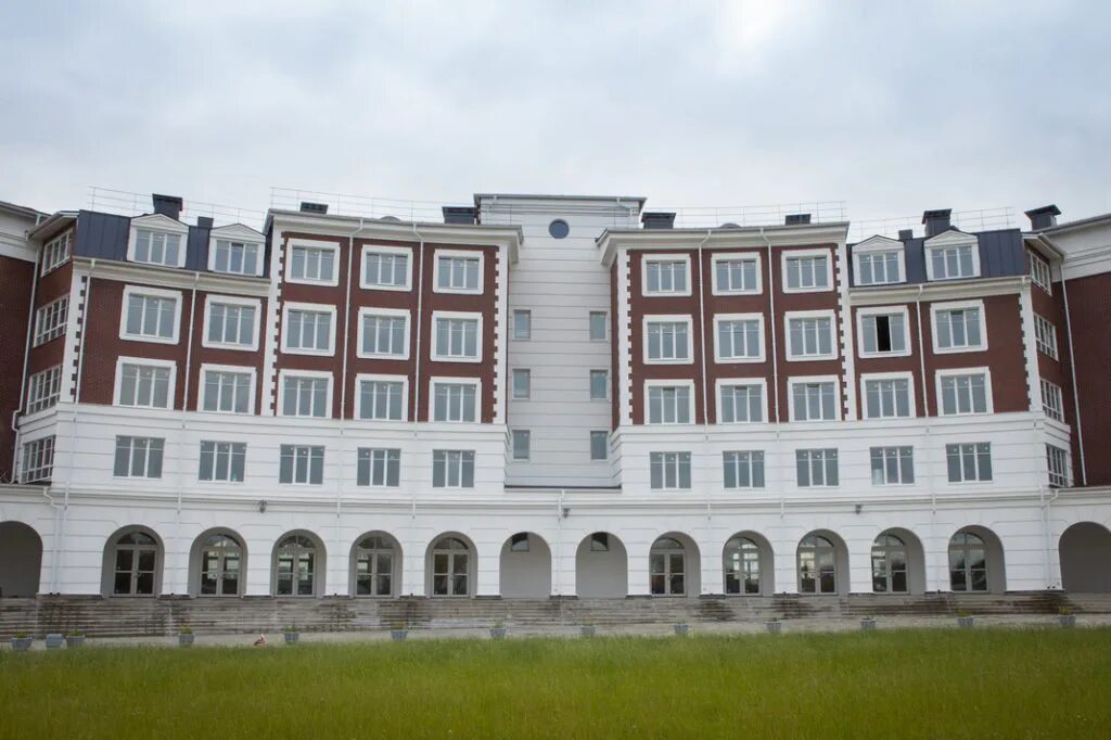 Ломоносов, улица красного флота, 5. Плоткина 9/73. Александровский 9. Красного флота д. Мини отель александровский санкт-петербург.