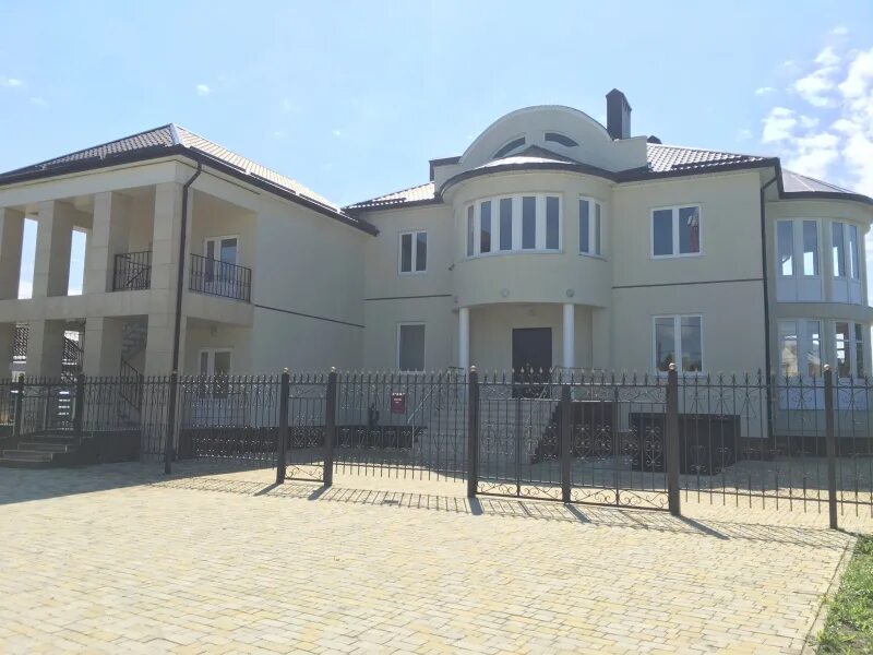 Первомайская 130 курганинск. Курганинск ул первомайская 32. Нотариус курганинск. Курганинск первомайская. , 32, курганинск, 352430.