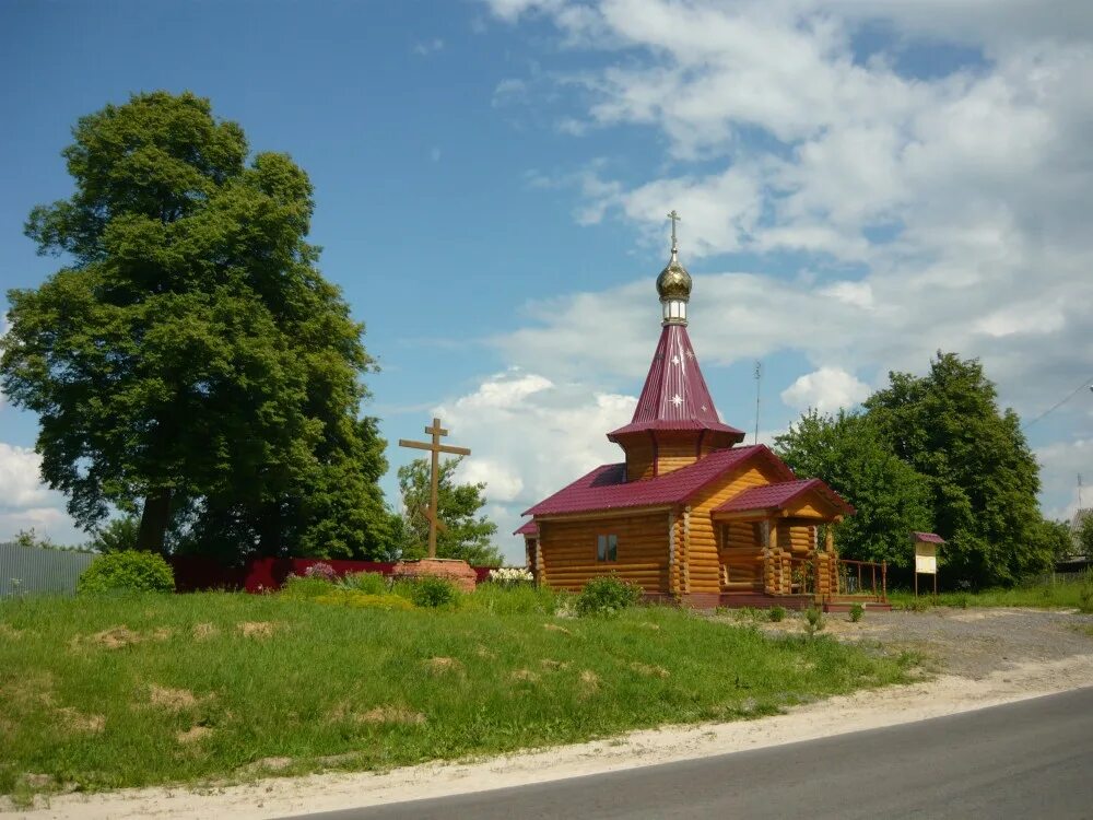 Погода семцы. Село Семцы Брянская область. Храм Дмитрия Солунского Почепский район. Почепский район Брянской области. Семцы Почепский район.