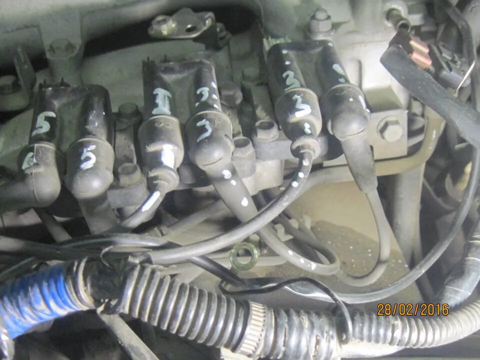 Замена свечей зажигания. 6G74 - Mitsubishi Pajero (2G), 3,5 л, 1999 года своими 