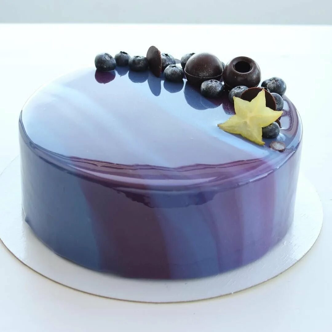 Глянцевая глазурь для торта. Зеркальная глазурь. Торт с гляссажем. Муссовый торт синий.