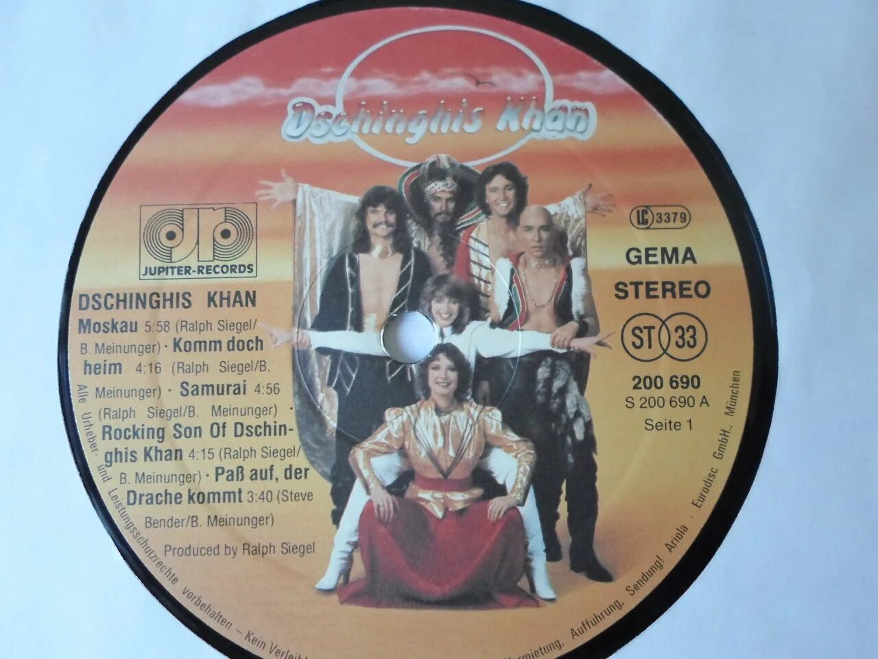 группа чингиз хан москау. Cd dschinghis khan. Dschinghis khan & jay khan moscow moscow. Moskau dschinghis khan где послушать. чингисхан концерт 1979.