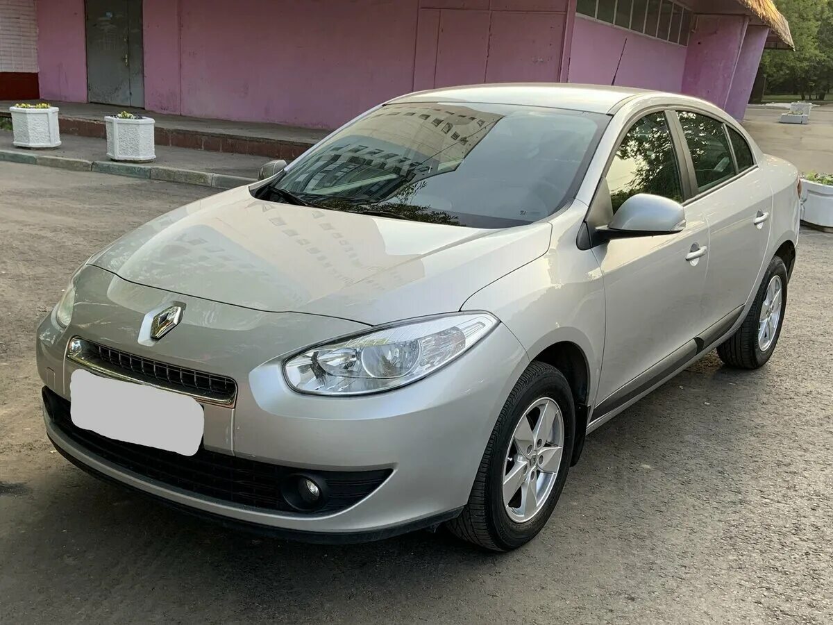 Renault fluence 1. Рено Флюенс седан 2010. Рено Флюенс 2007. Renault Fluence 1.6 at, 2010. Renault Fluence 2006.