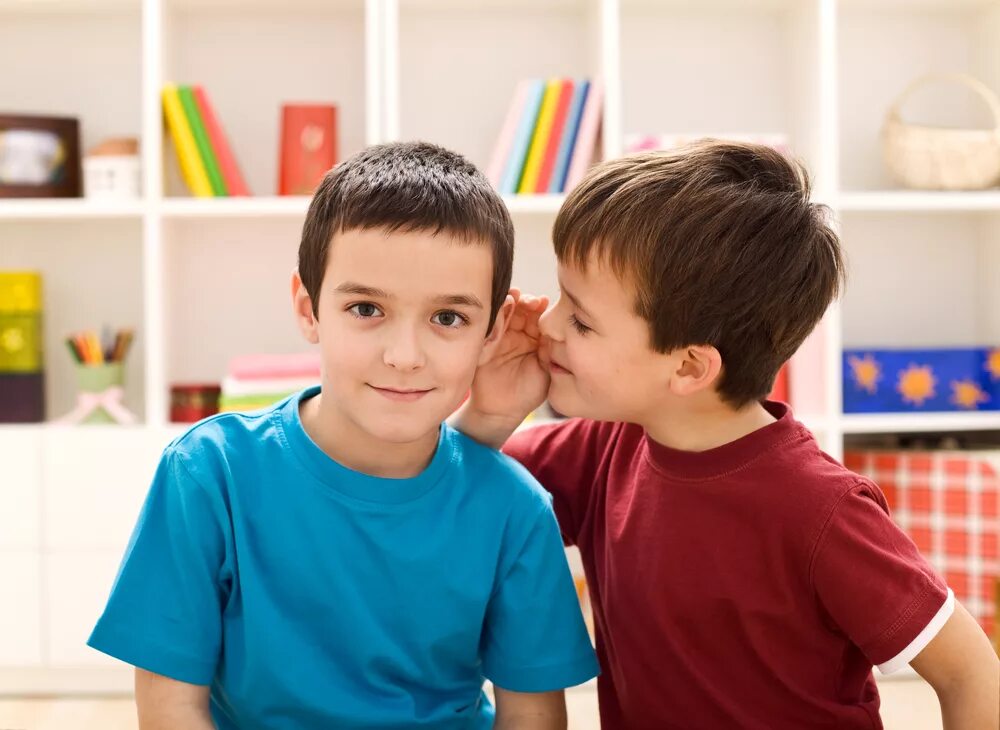 His friend kind. Whispering boy. Секреты мальчиков. Дети друзья общаются фото клипарт. Talked with his friend картинка детская.