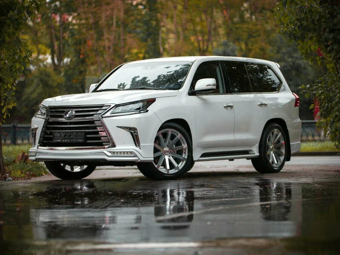 Купить lexus lx 570. Lexus LX 570 2016 белый. Lexus LX 570 2017 белый. Лексус ЛХ 570. Lexus LX 570 Double eight.