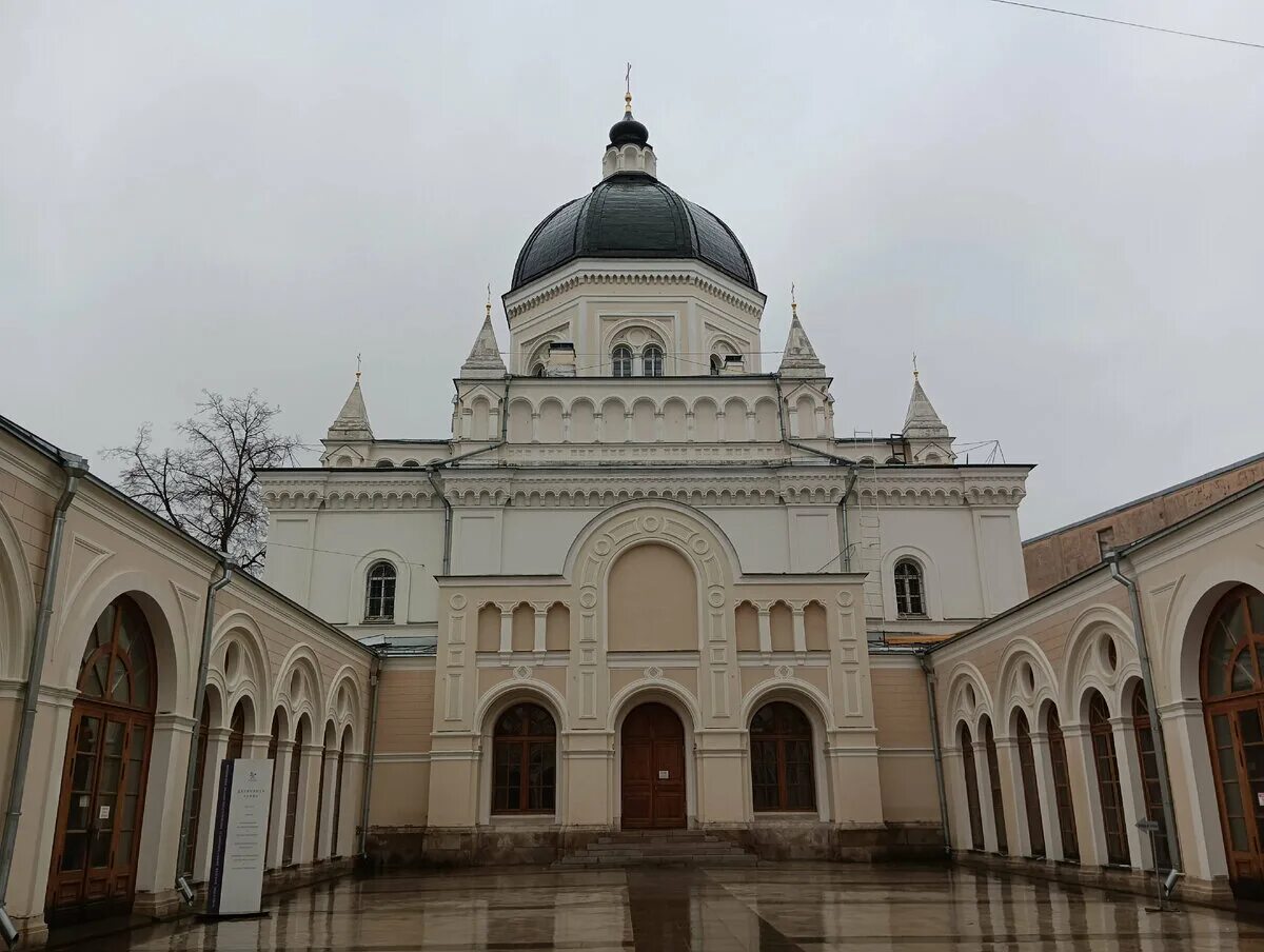 Свято предтеченский монастырь