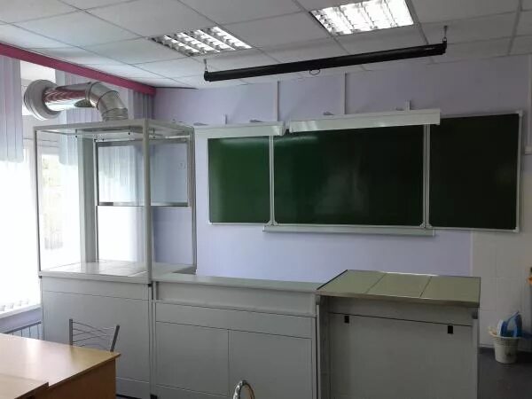 Вытяжка для кабинета технологии. Система вентиляции в школе. Вытяжная вентиляция в школе. Вытяжка для кабинета химии в школе. Вентиляция в школьном кабинете.
