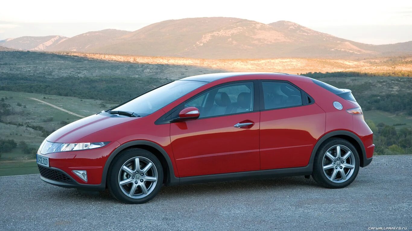 Цивик 5д хэтчбек. Хонда Цивик 5д. Honda Civic 5d 2007. Honda Civic 5. Civic 5d 2006.