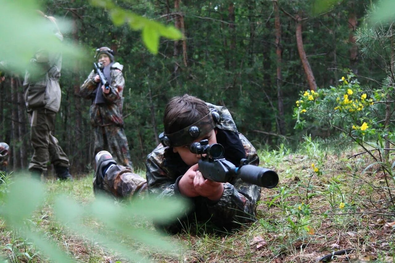 лазертаг в москве. лазертаг для детей на улице. лазертаг краснодар зиповская. игра лазертаг лазер. лазертаг академгородок.